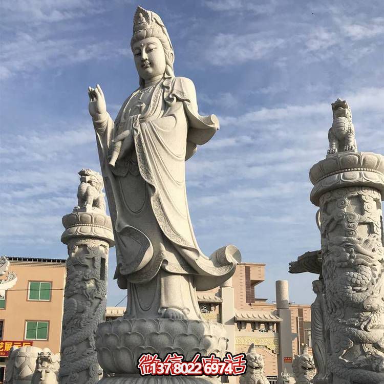 滴水觀音大型雕塑，欣賞美麗的戶外景點(diǎn)