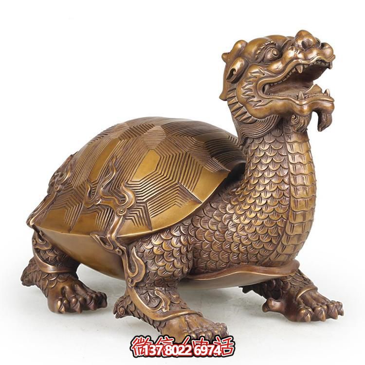 巨型銅雕龍龜?shù)袼埽緲闼聫R裝點
