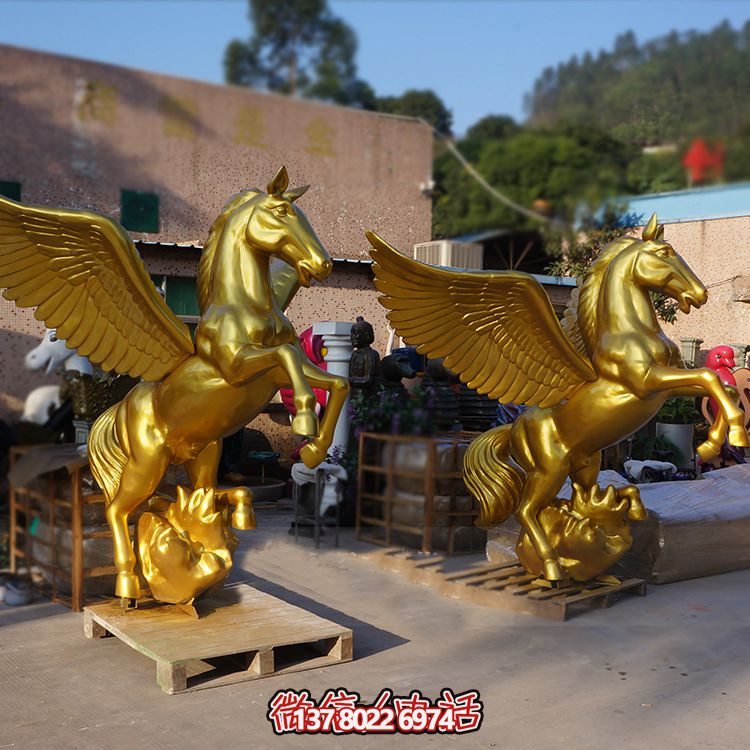 精美的玻璃鋼雕塑飛馬，點(diǎn)綴大場面